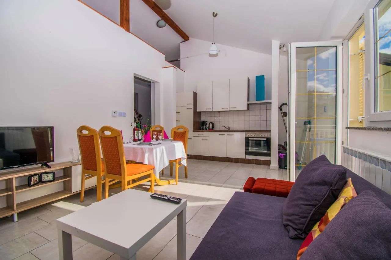 Apartments Relax Near Opatija